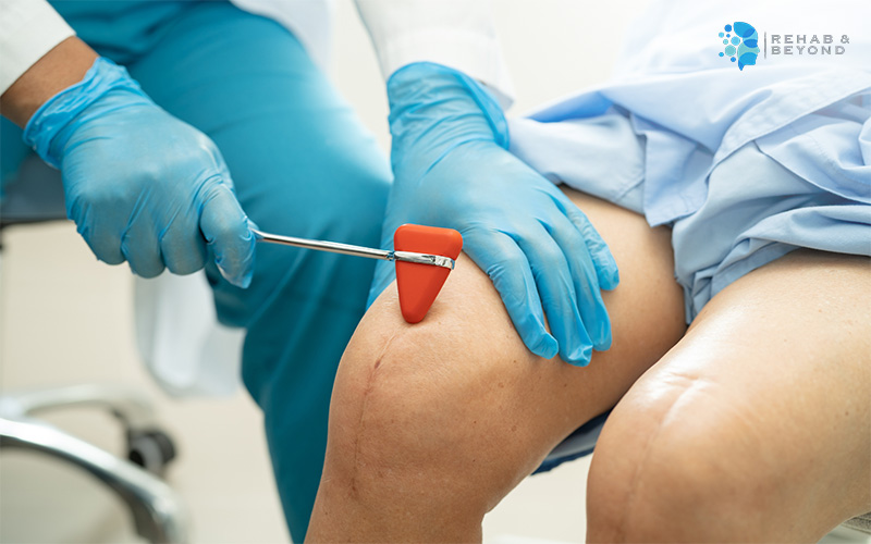 Doctor conducting Patellar reflect test post-operation