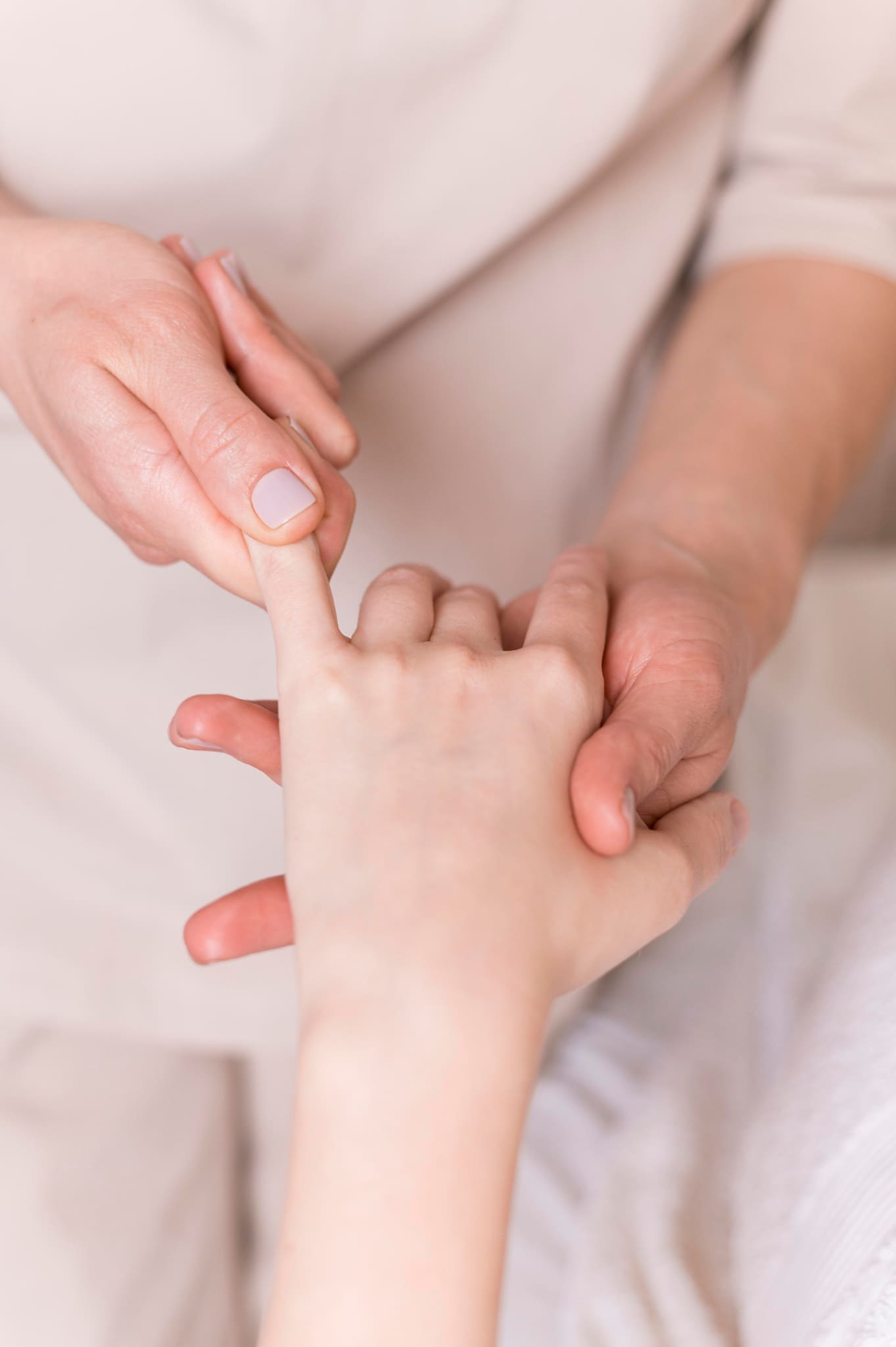 finger massage concept